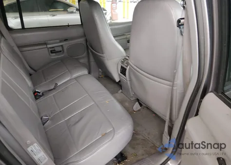 1997 Ford Explorer Eddie Bauer/Limited/Xl/Xlt from USA, damaged, VIN 1FMDU34EXVUC52198